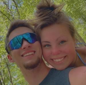 Meet your Posher, Hunter